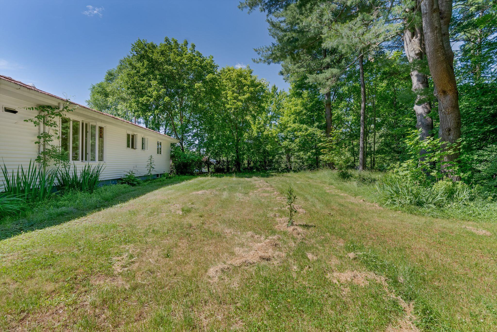 52 Robinson Gardens Property Photo 30