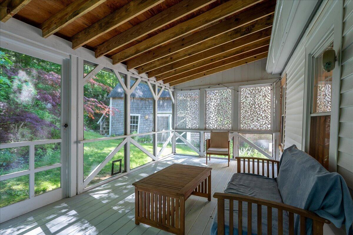 8 Old Austin Road Property Photo 33