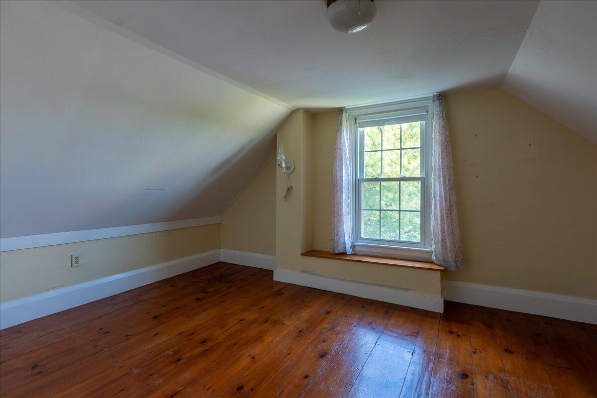 8 Old Austin Road Property Photo 53