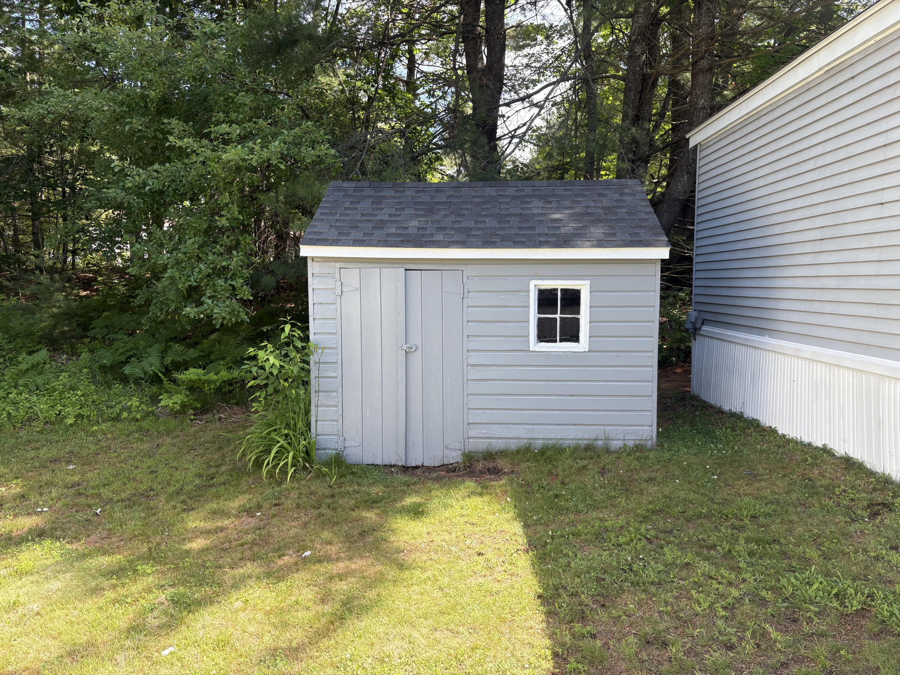 8 Mayflower Drive Property Photo 4