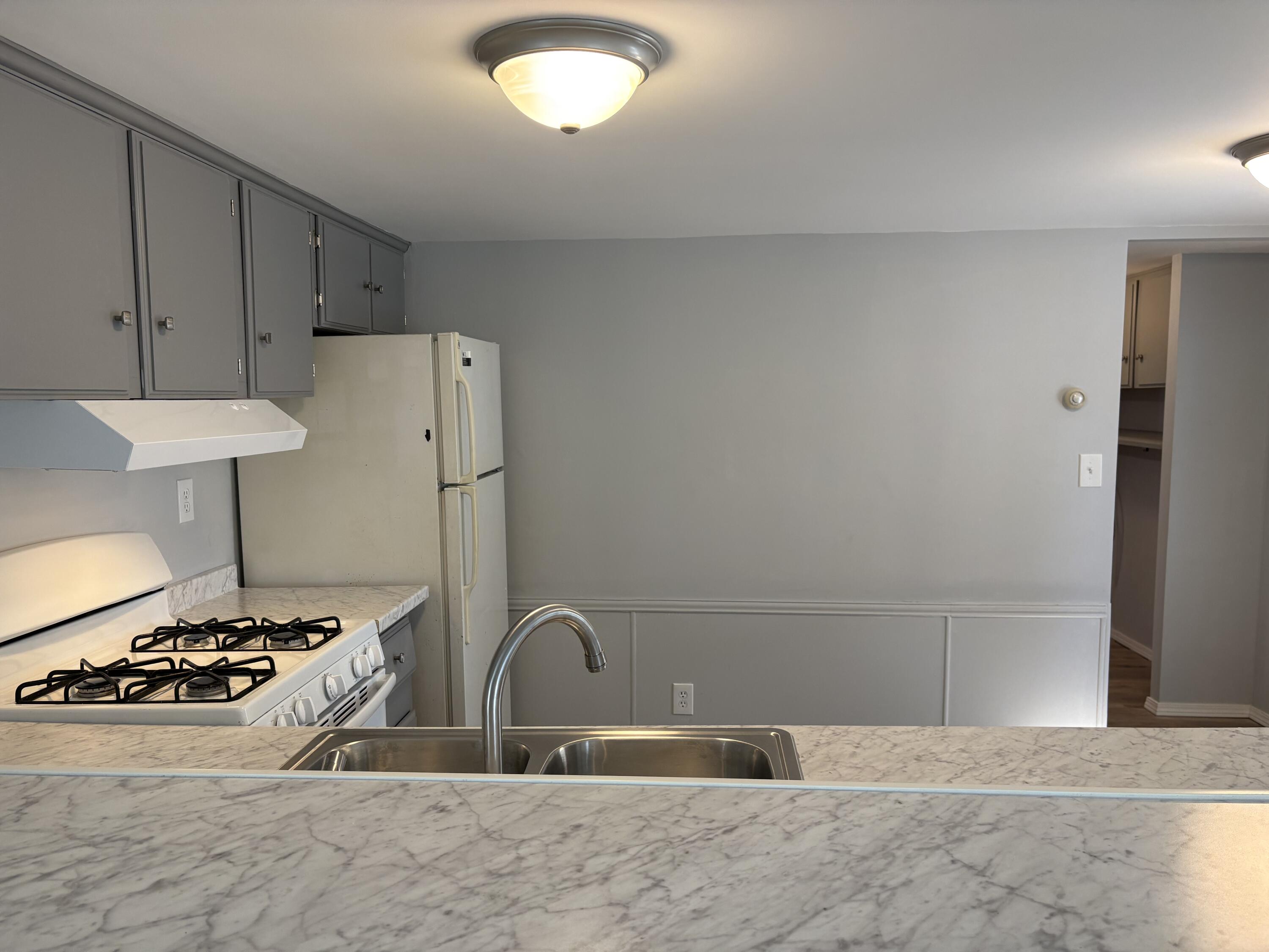 8 Mayflower Drive Property Photo 7