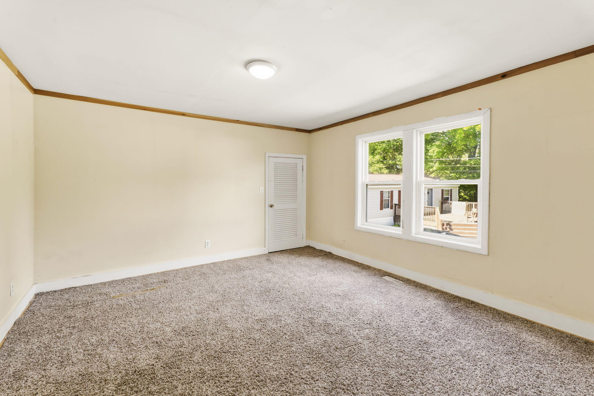 32 Clinton Street Property Photo 16