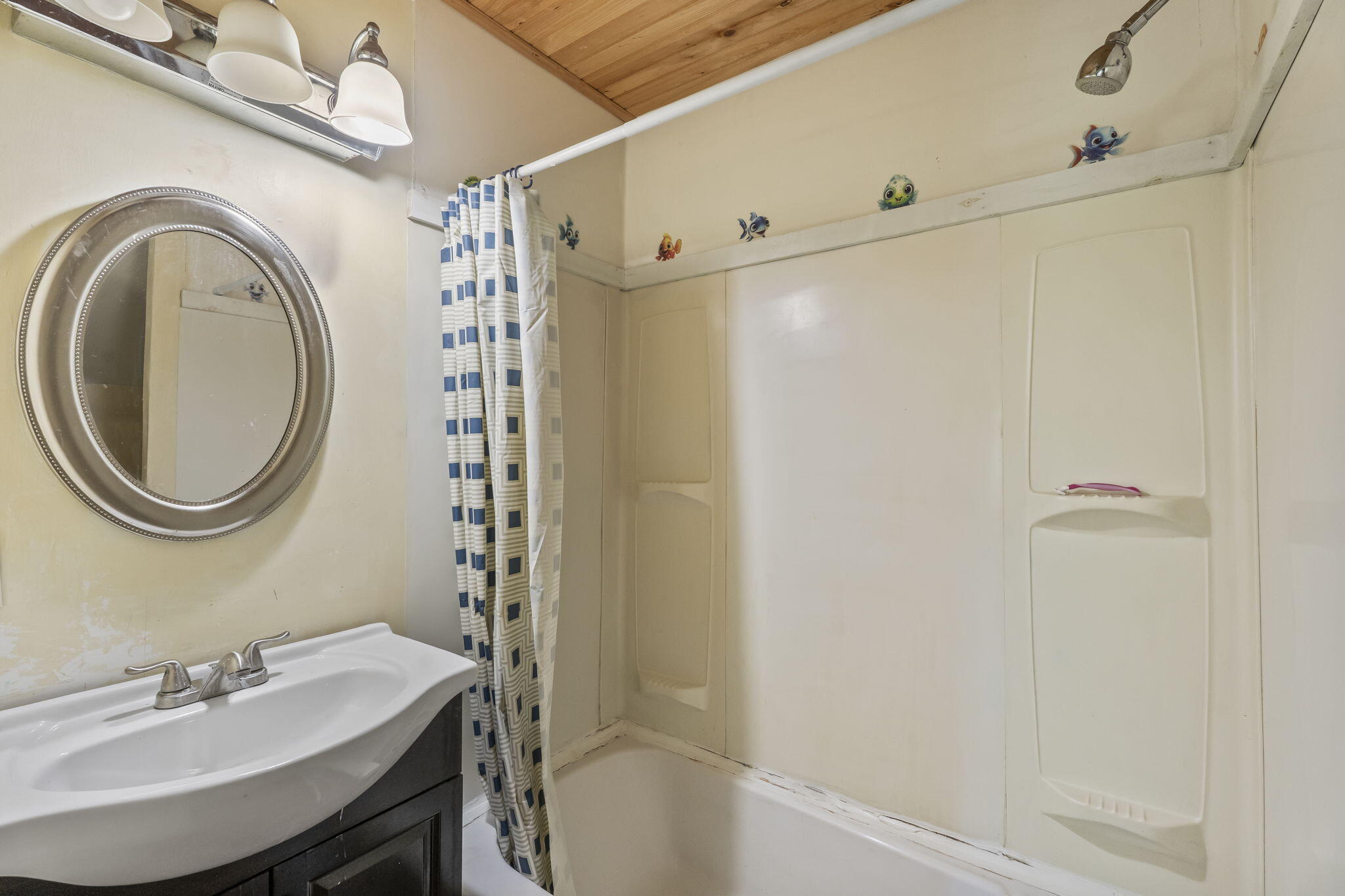 32 Clinton Street Property Photo 23