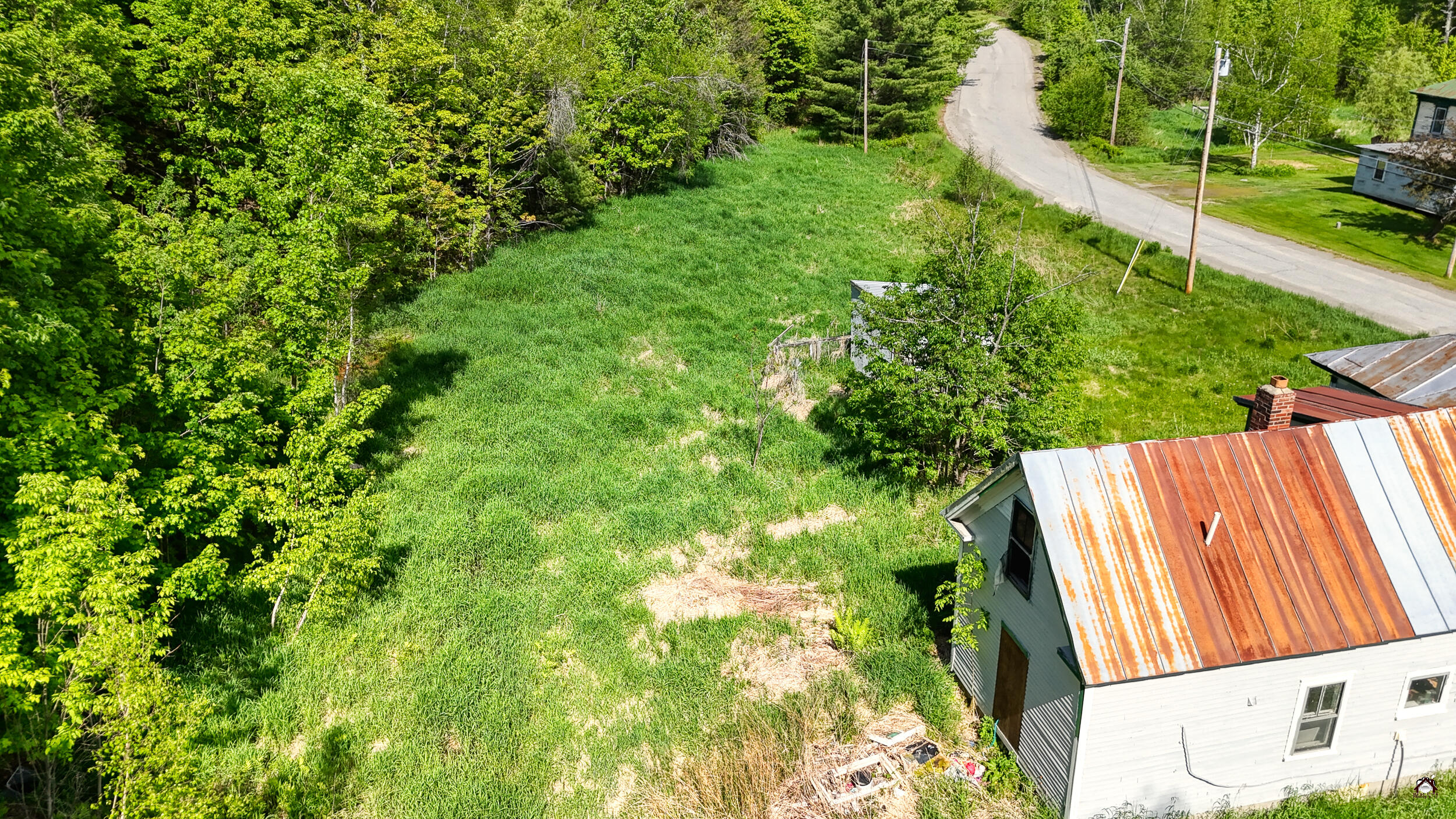 25 Ross Avenue Property Photo 7