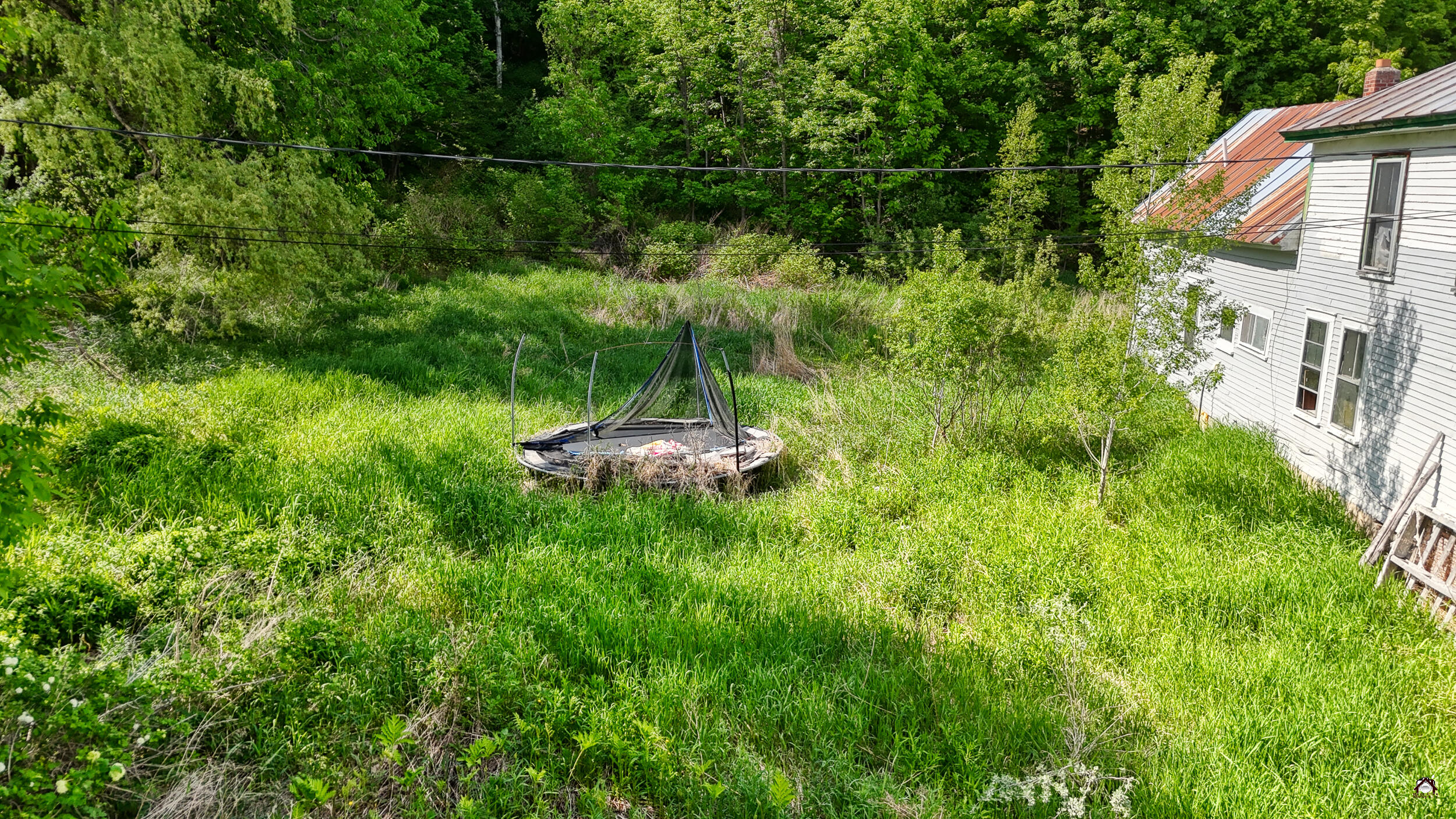 25 Ross Avenue Property Photo 9