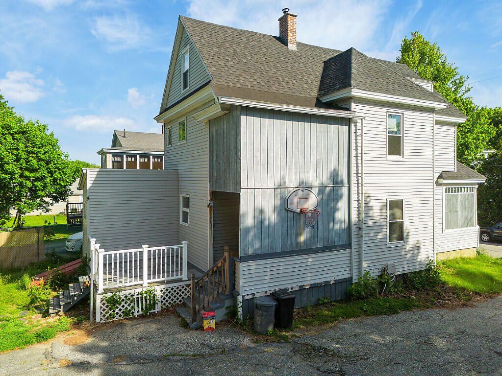 71 Warren Avenue Property Photo 6