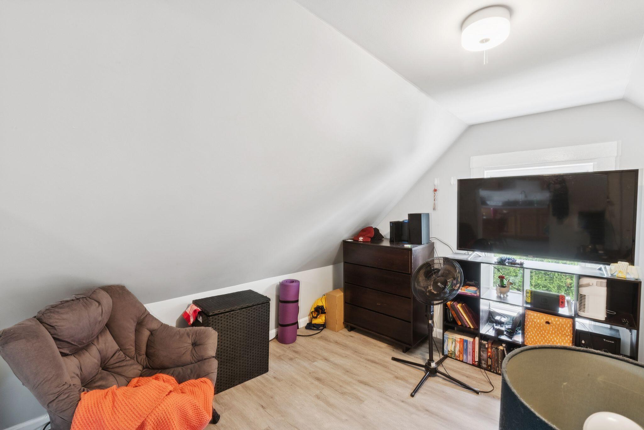 71 Warren Avenue Property Photo 28
