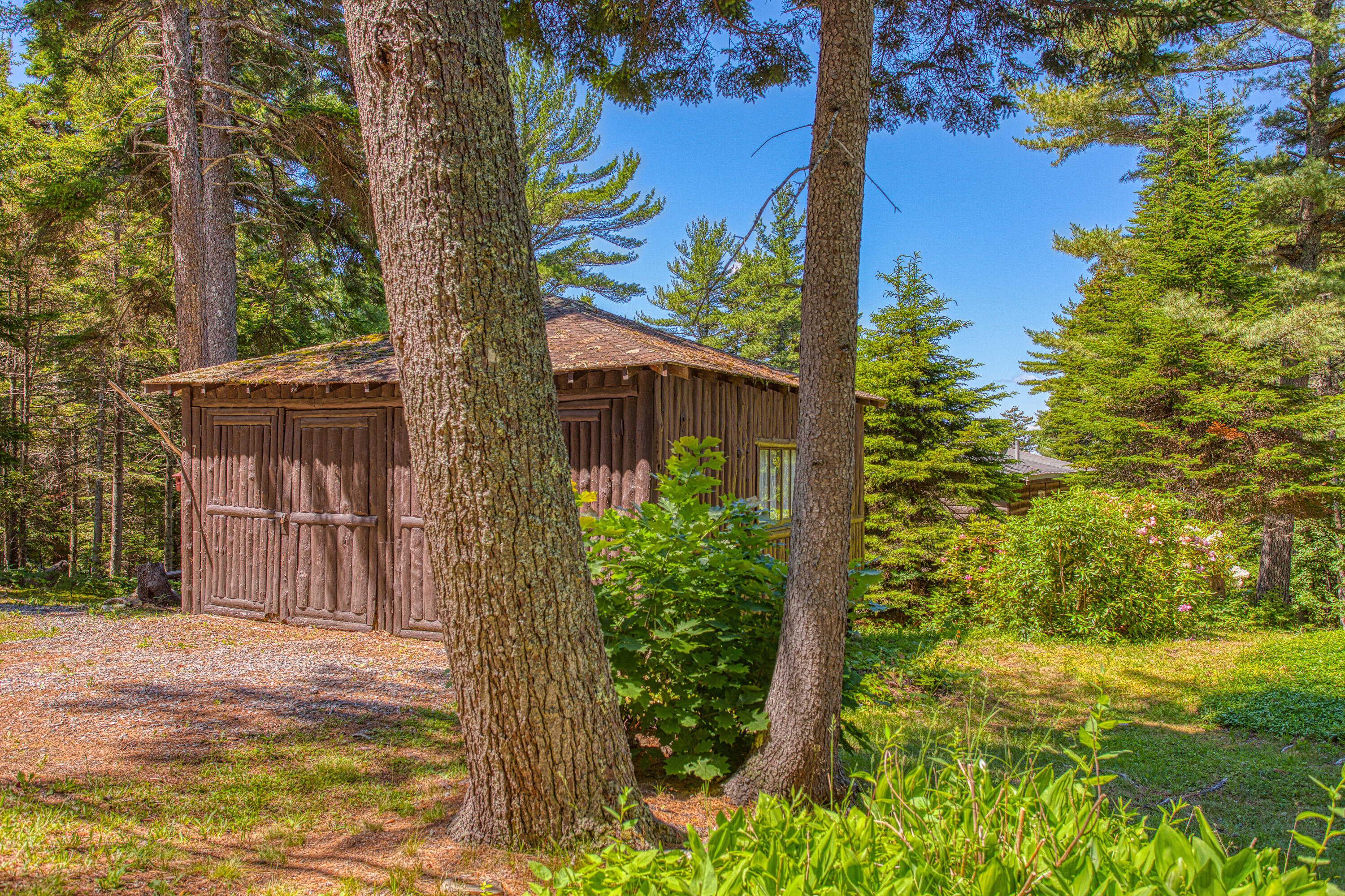 87 Crest Avenue Property Photo 23