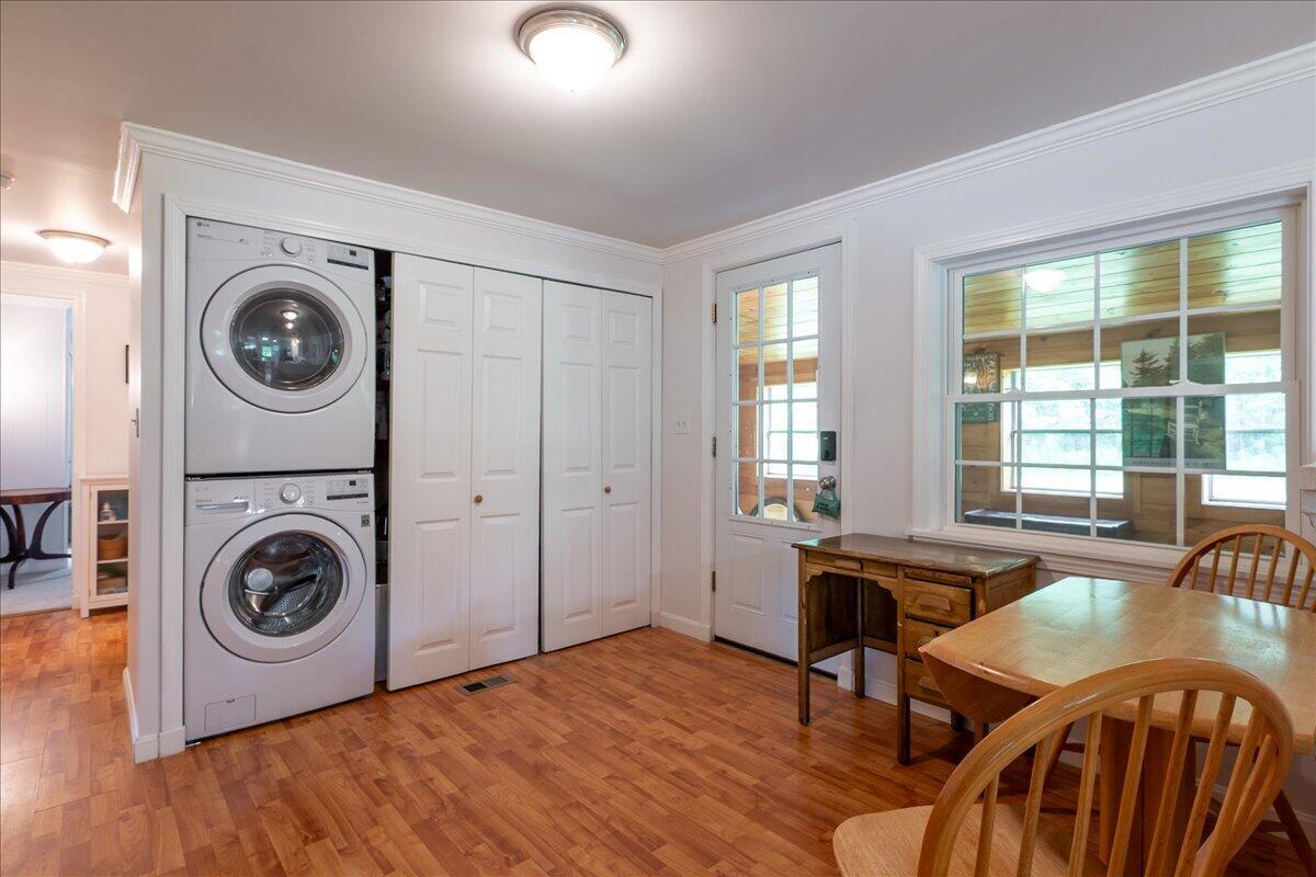 166 Washington Street Property Photo 10