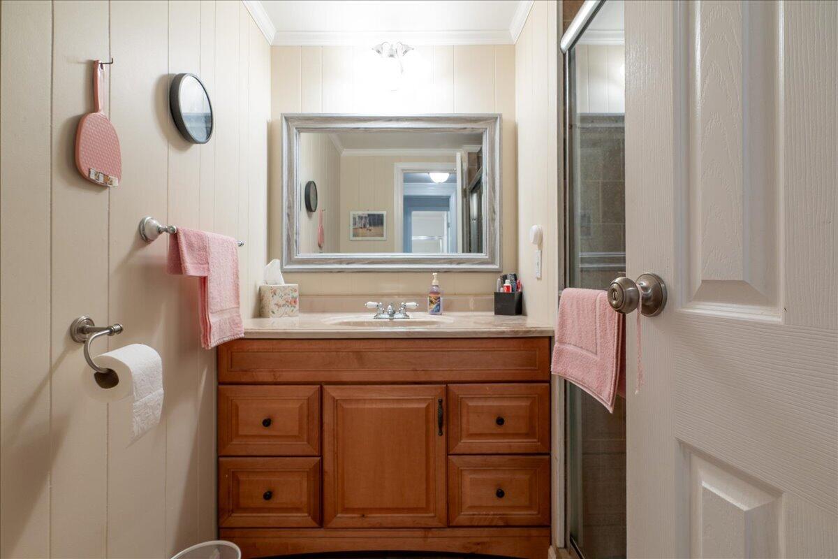 166 Washington Street Property Photo 24