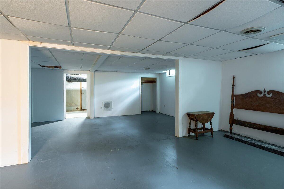 166 Washington Street Property Photo 31