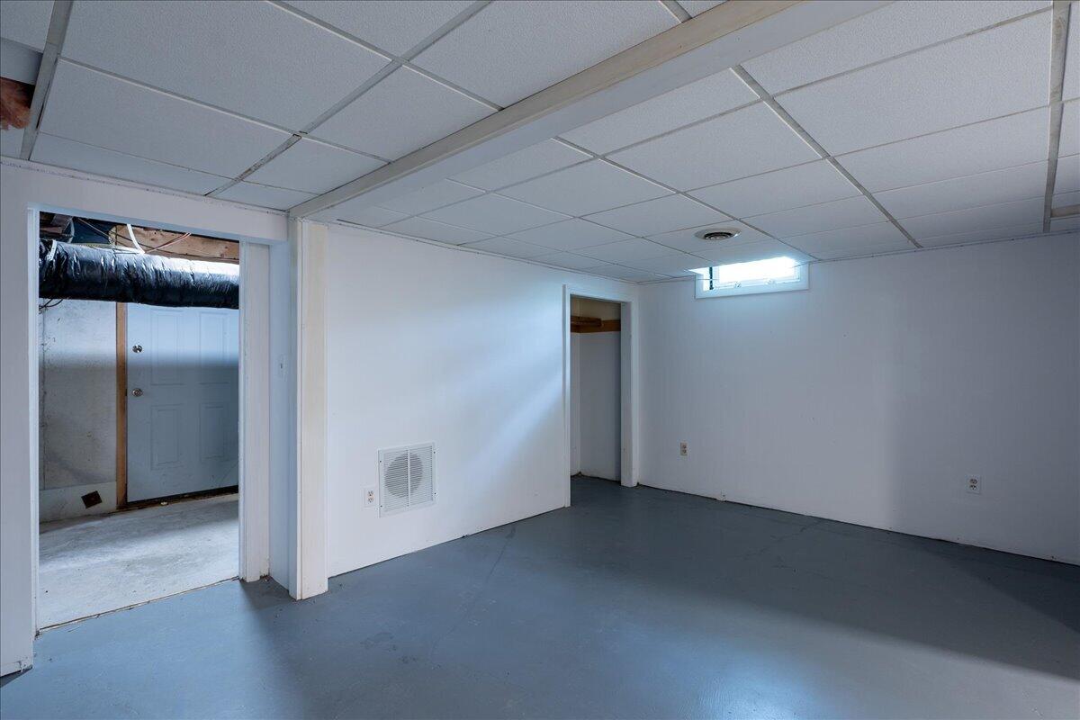 166 Washington Street Property Photo 32