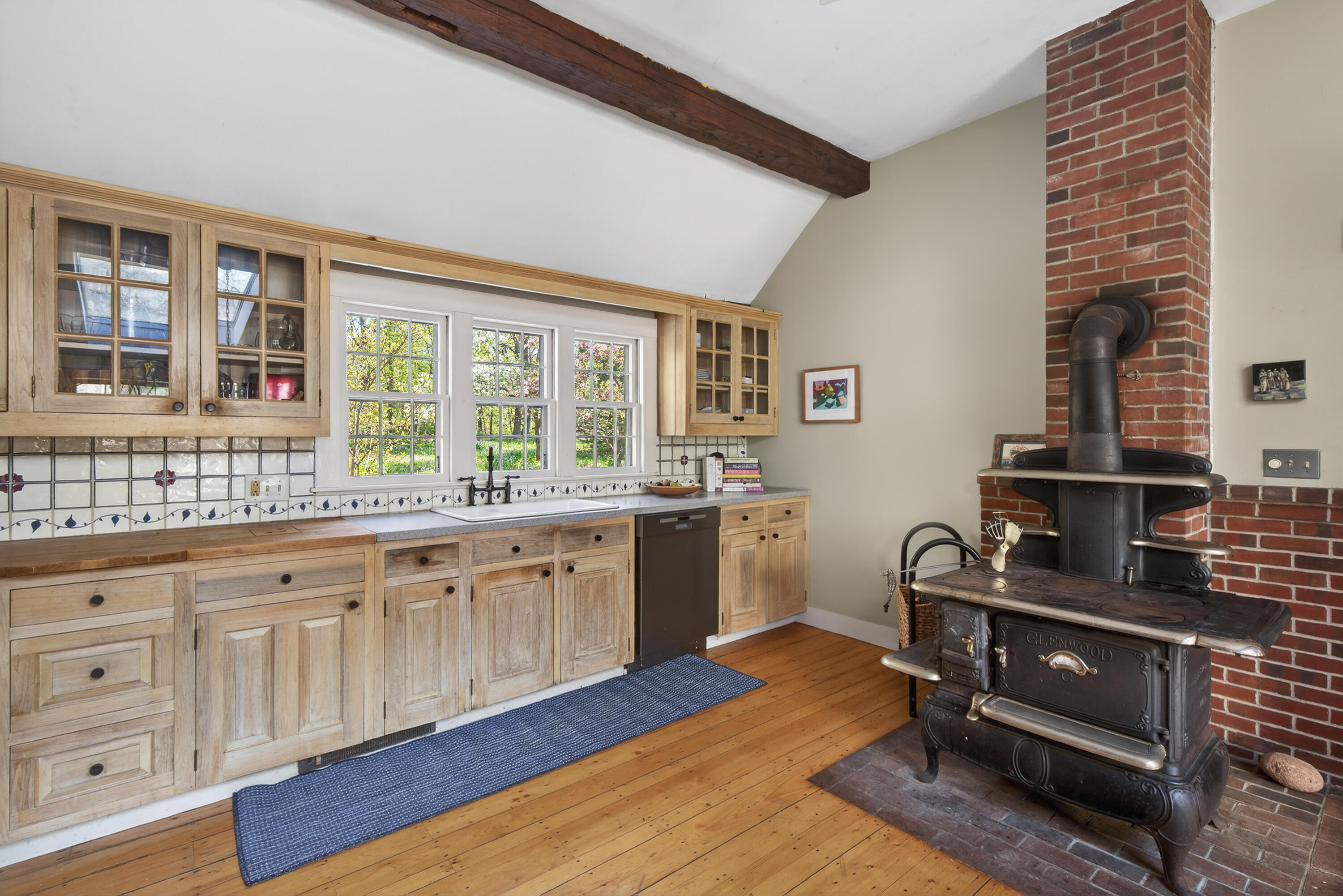 120 Barnestown Road Property Photo 7