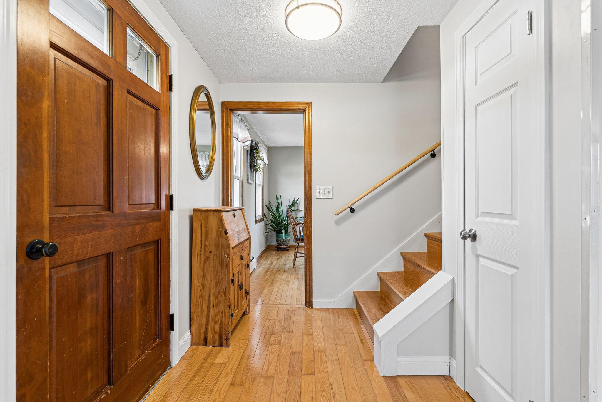 38 Greenfield Lane Property Photo 3