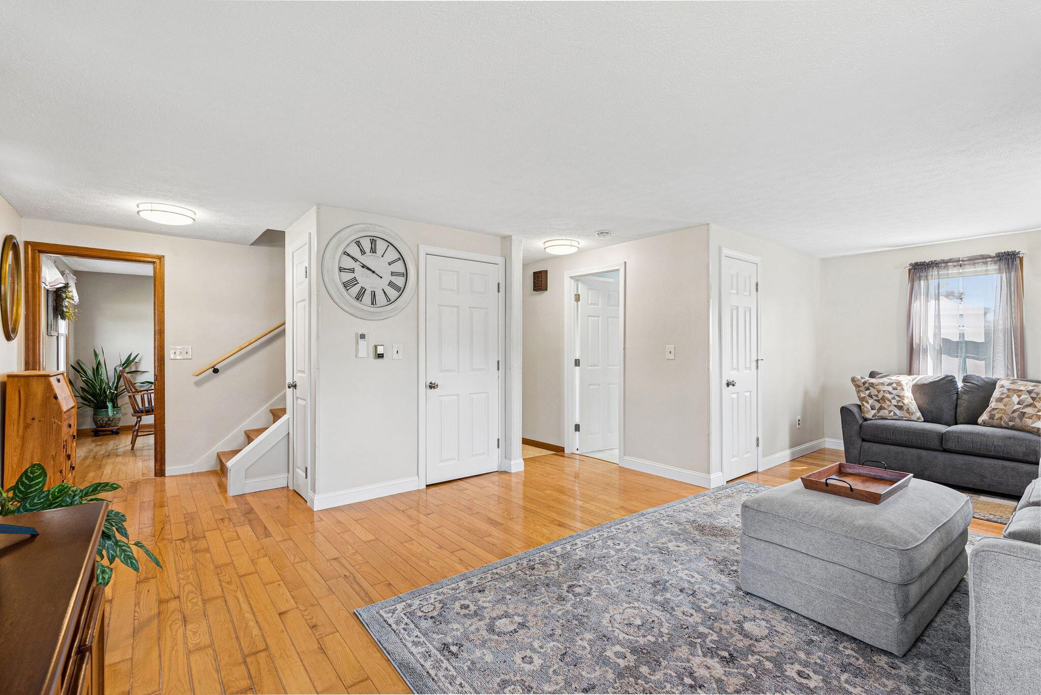 38 Greenfield Lane Property Photo 6