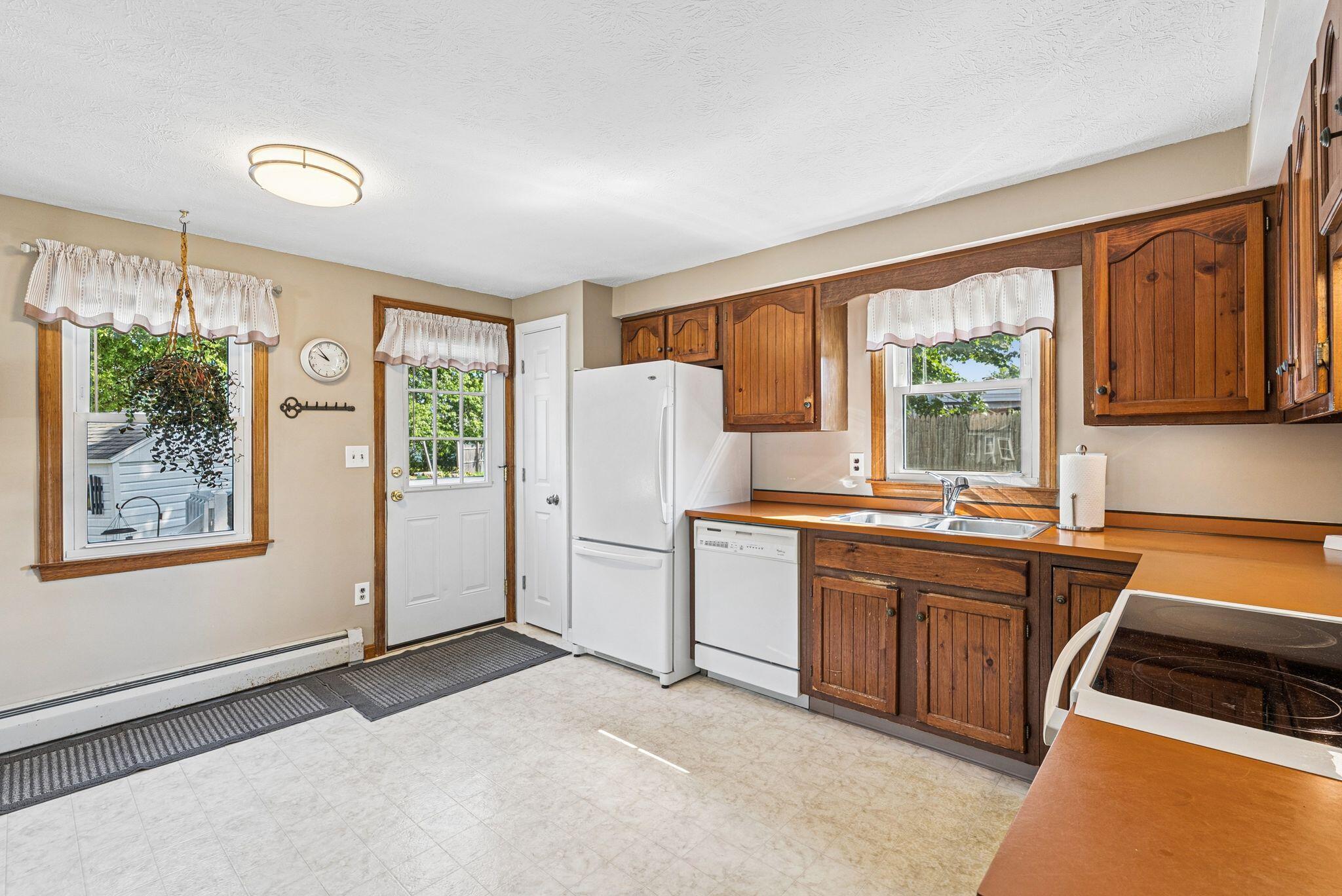 38 Greenfield Lane Property Photo 13