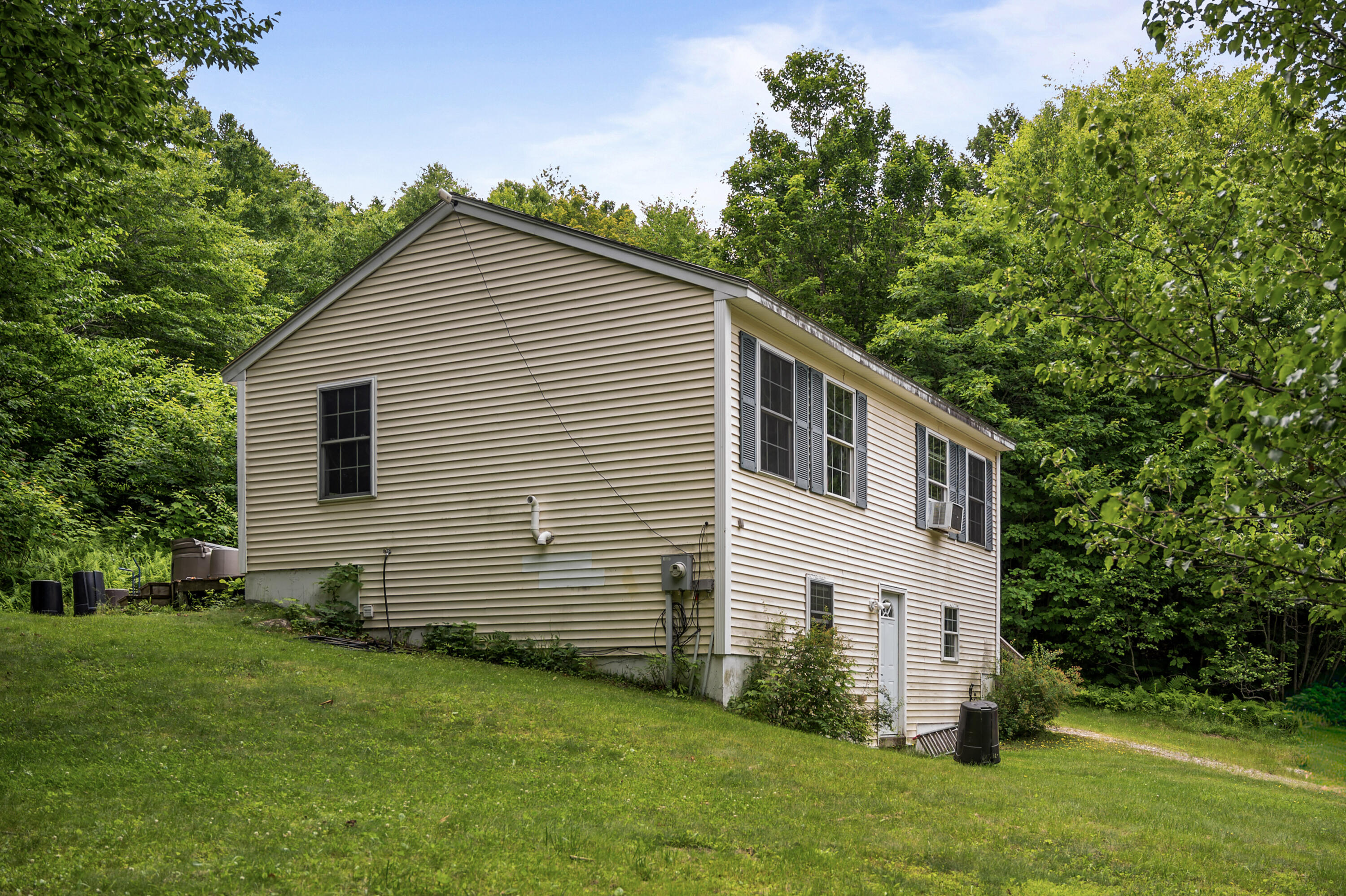 26 Maple Hill Run Property Photo 3
