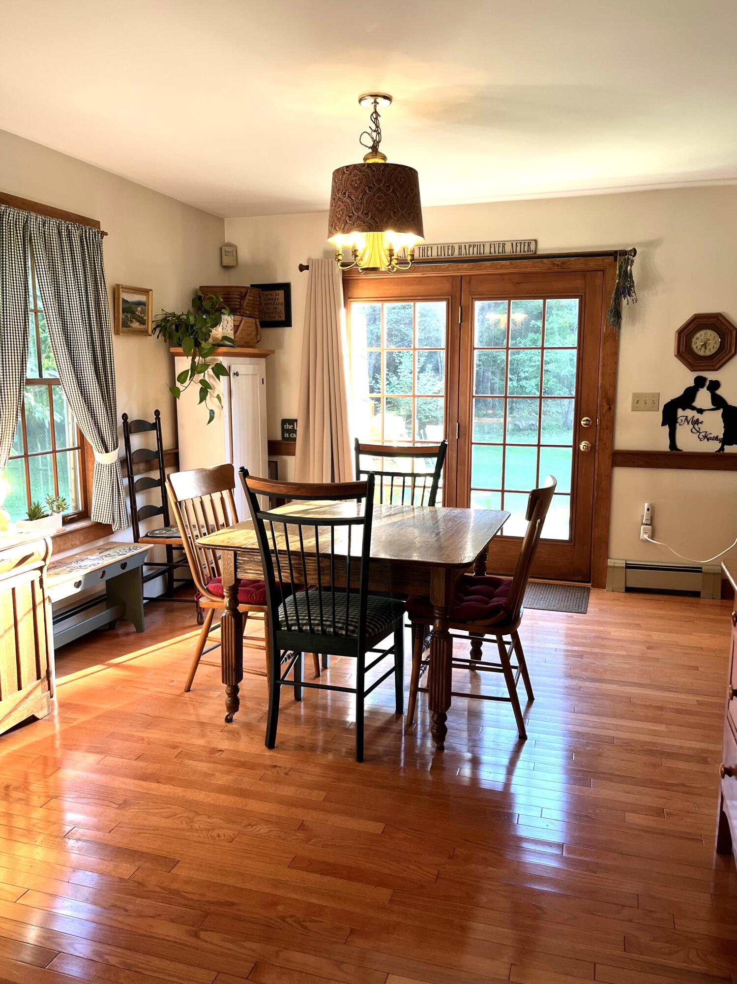 32 Old Fairgrounds Road Property Photo 9