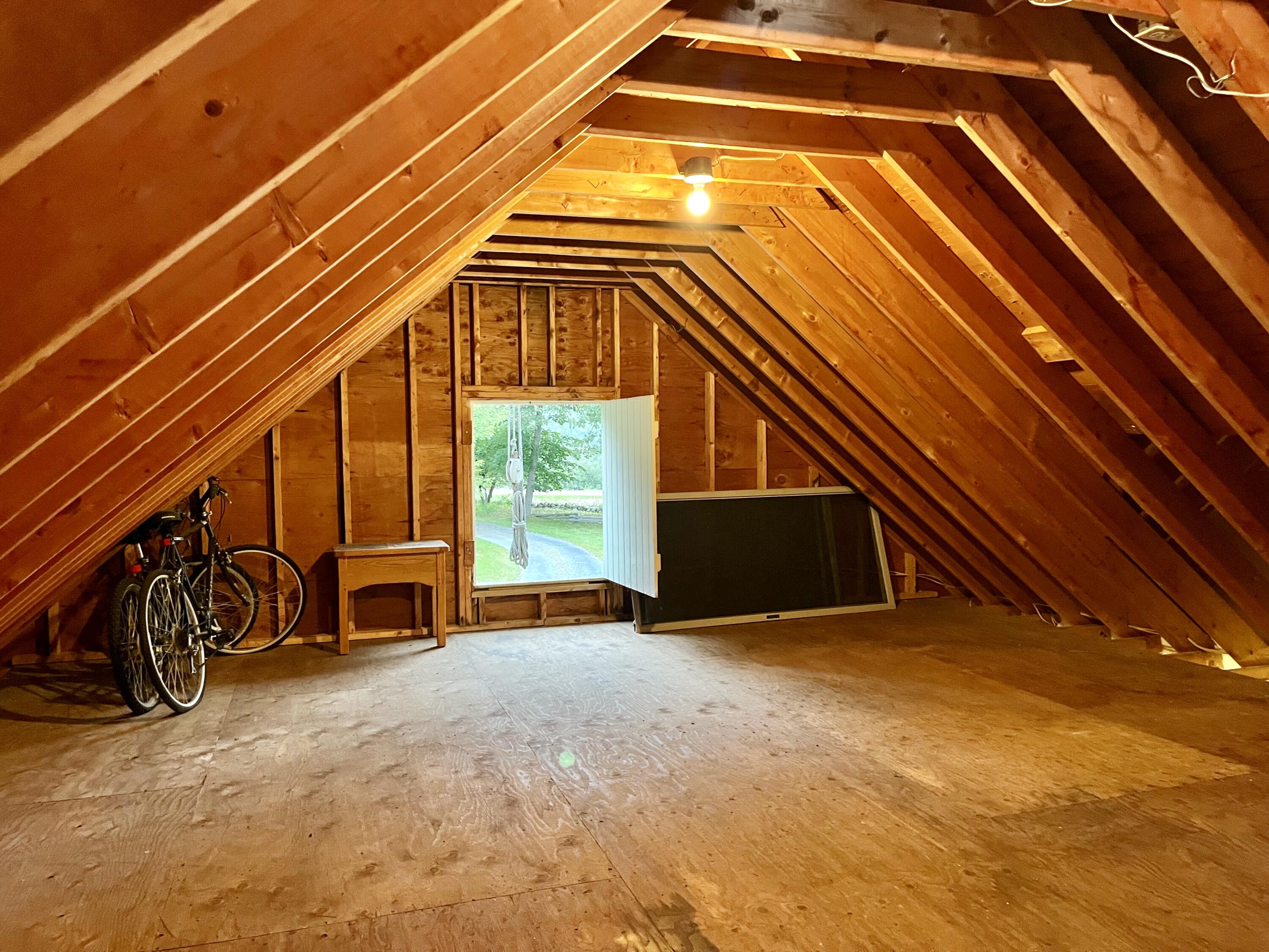 32 Old Fairgrounds Road Property Photo 43