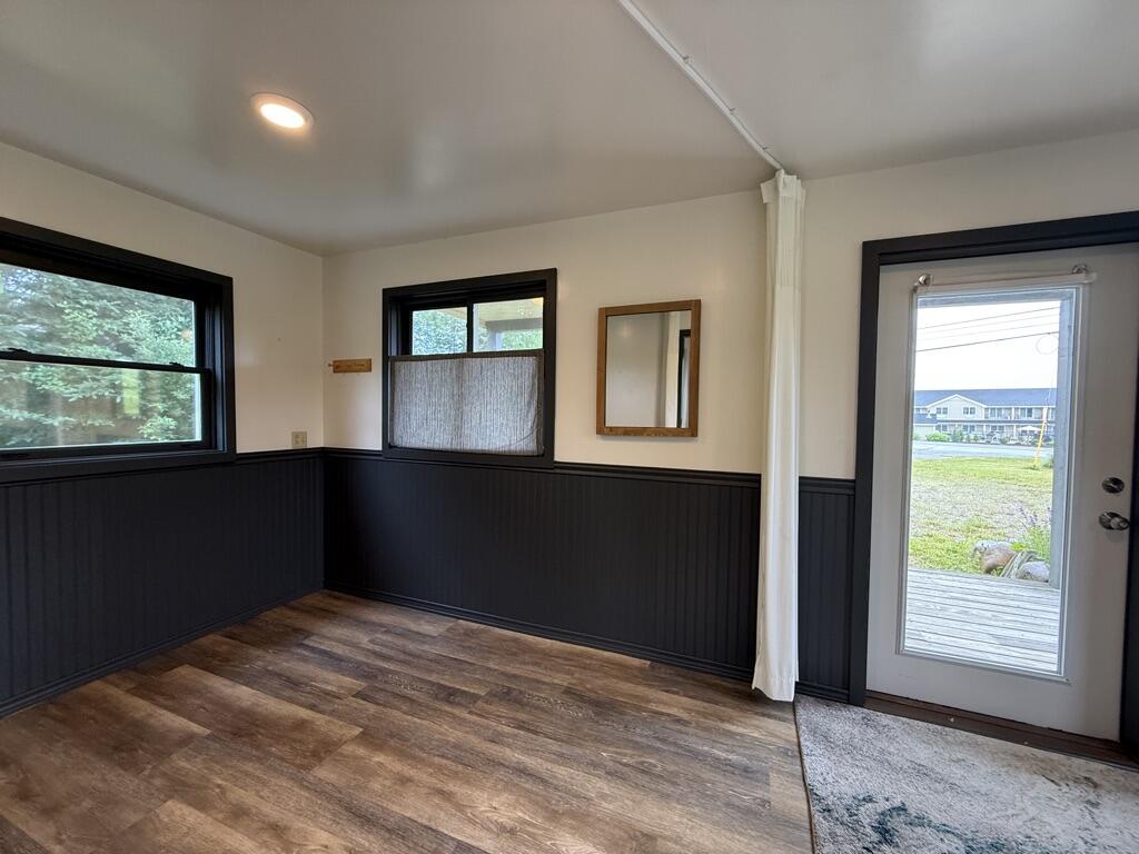 90 Searsport Avenue Property Photo 4