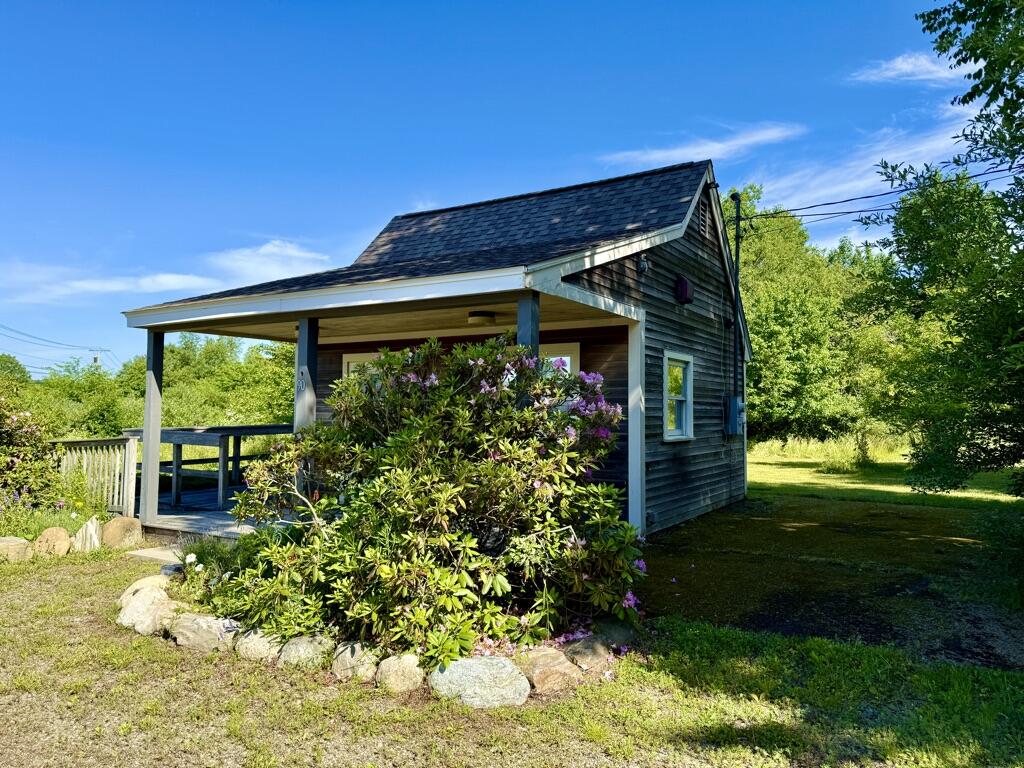 90 Searsport Avenue Property Photo 15