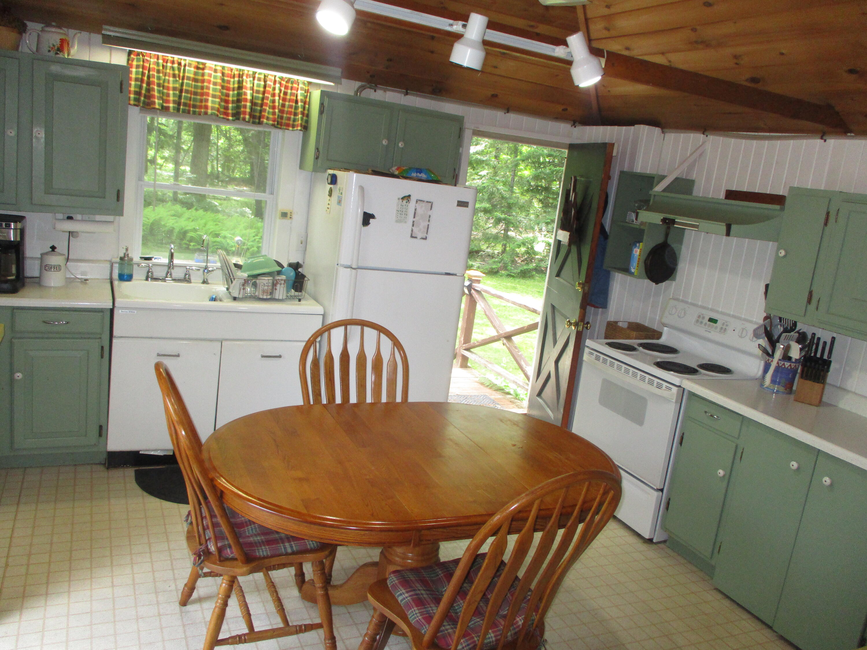 20 Acorn Road Property Photo 8