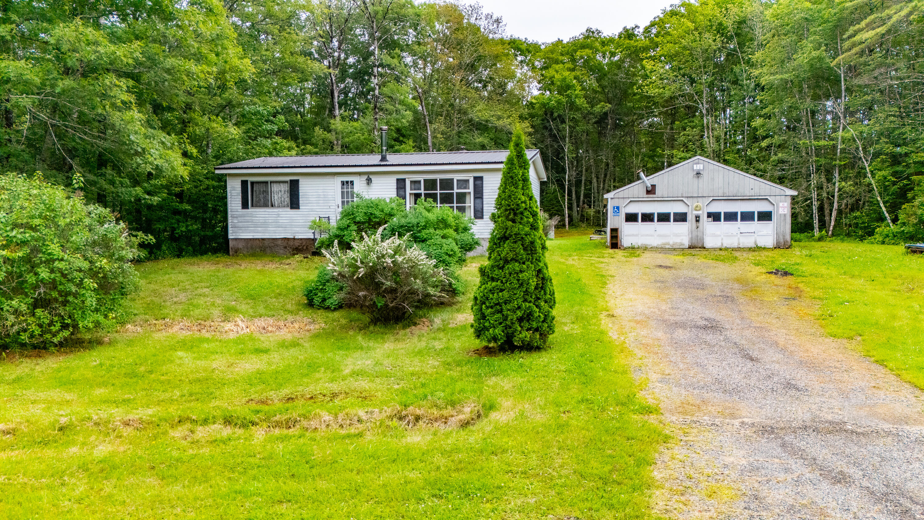 41 River Road Property Photo 8