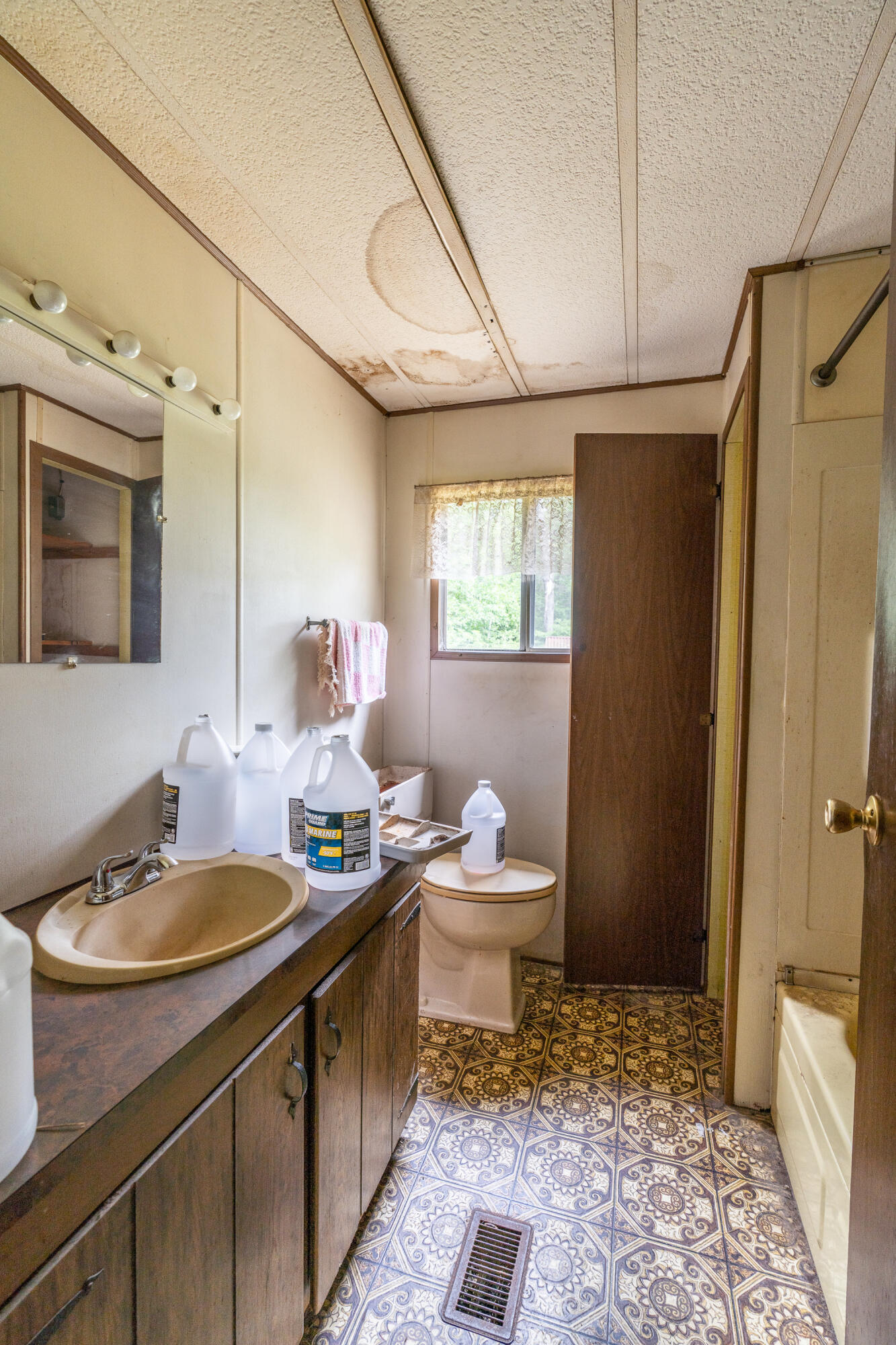 41 River Road Property Photo 24