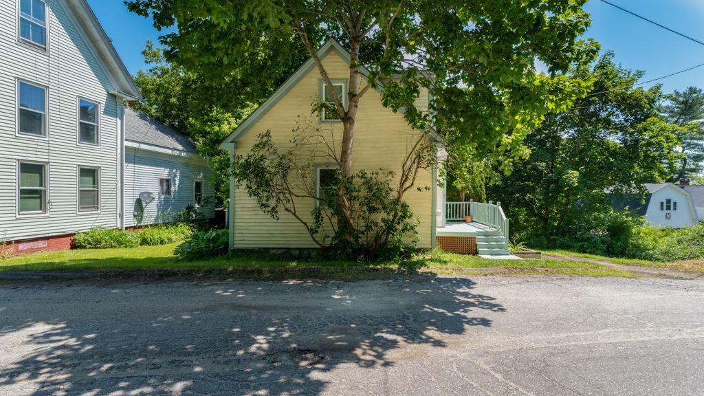 4 Back Hill Street Property Photo 3