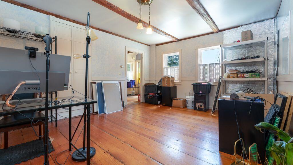 4 Back Hill Street Property Photo 9