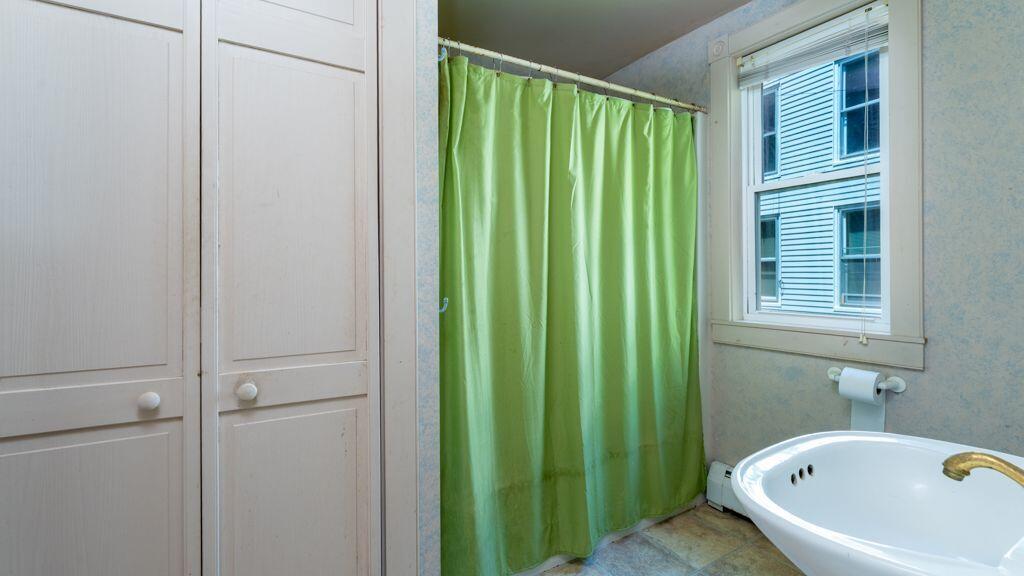 4 Back Hill Street Property Photo 16