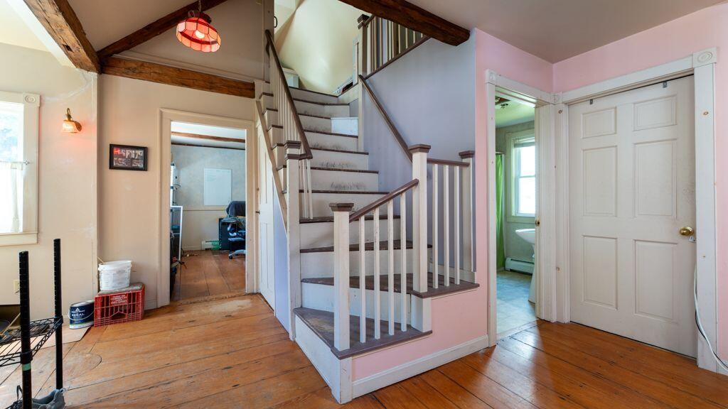 4 Back Hill Street Property Photo 17