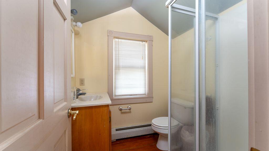 4 Back Hill Street Property Photo 22