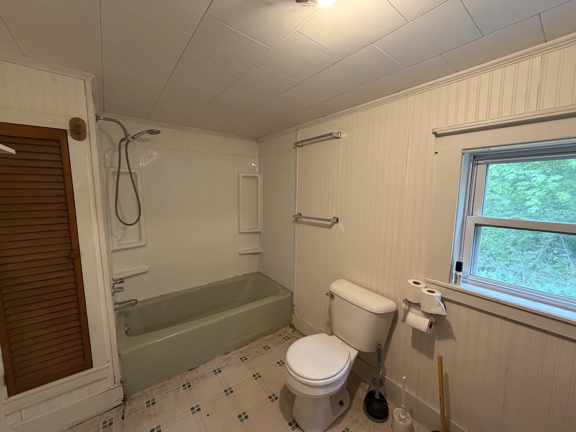 25 Robinson Road Property Photo 15