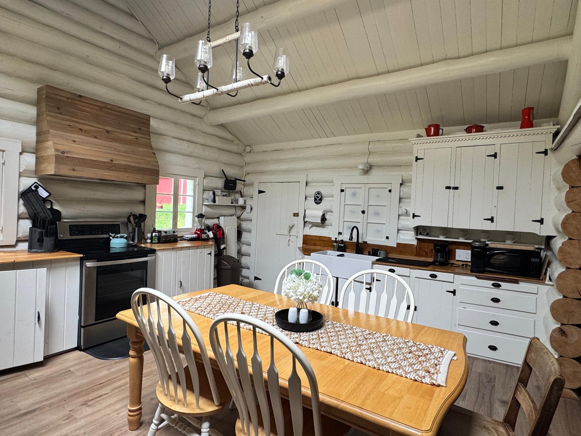 47 May Road Property Photo 15