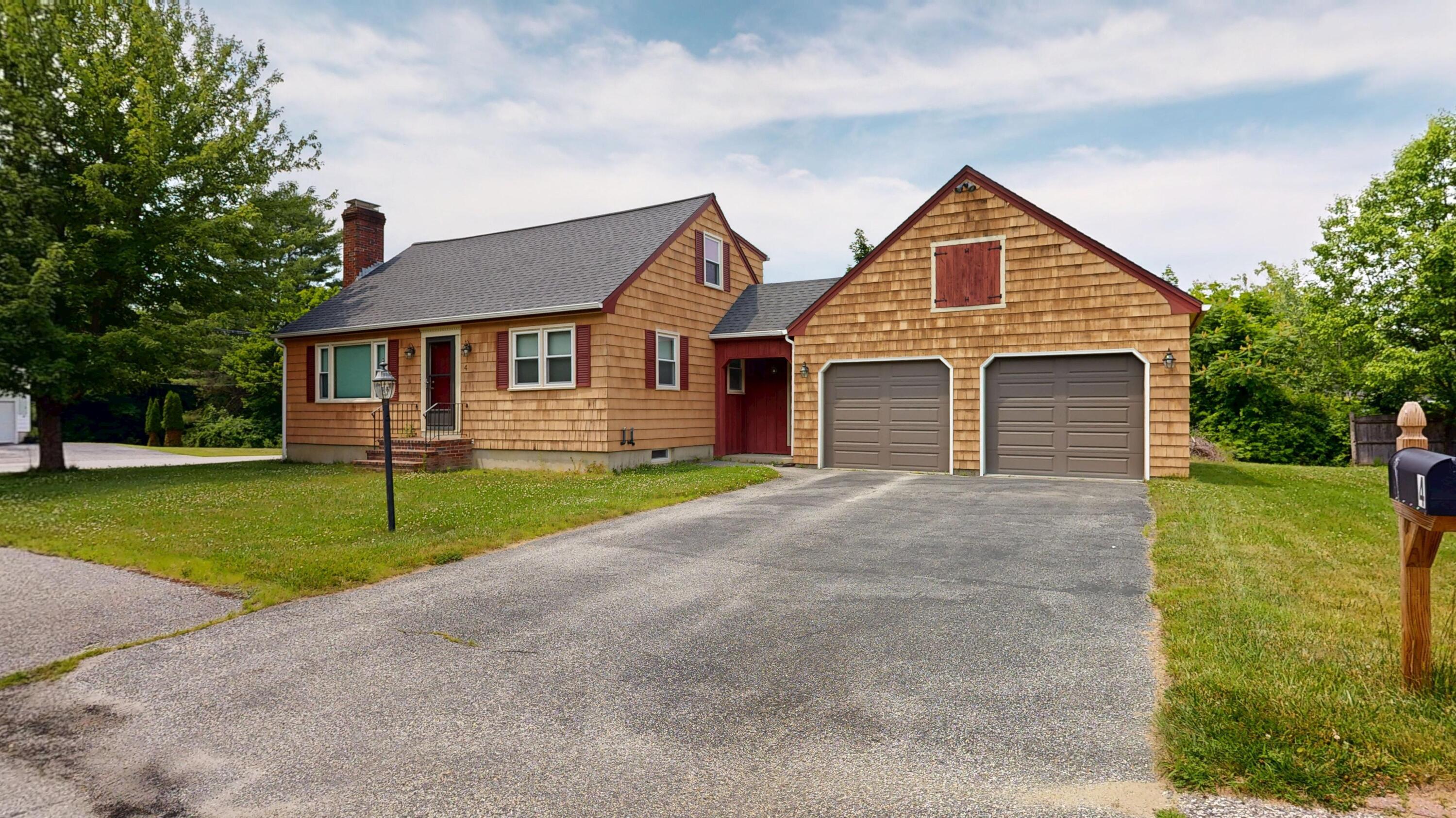 4 Belleview Avenue Property Photo 2