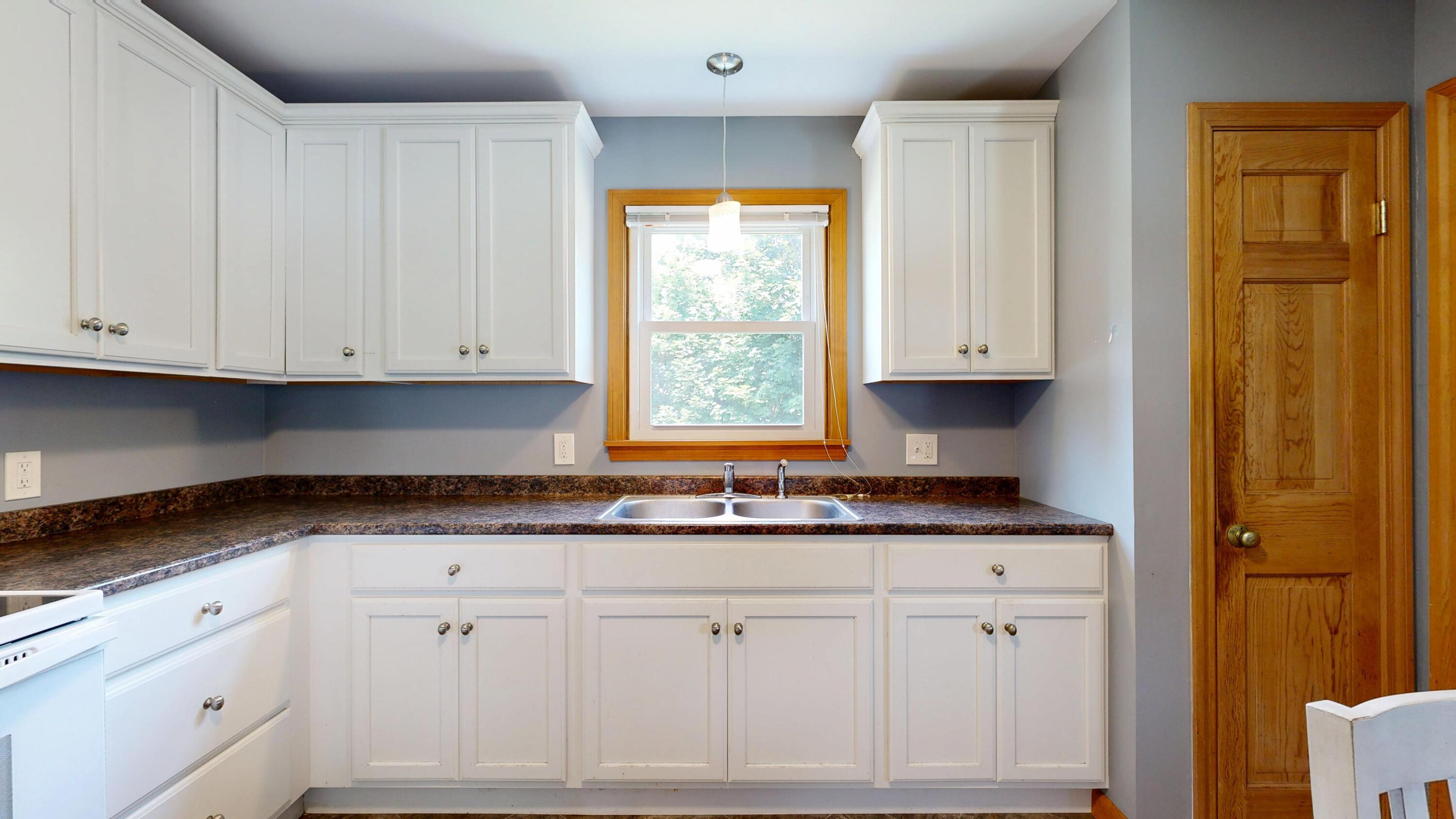 4 Belleview Avenue Property Photo 6
