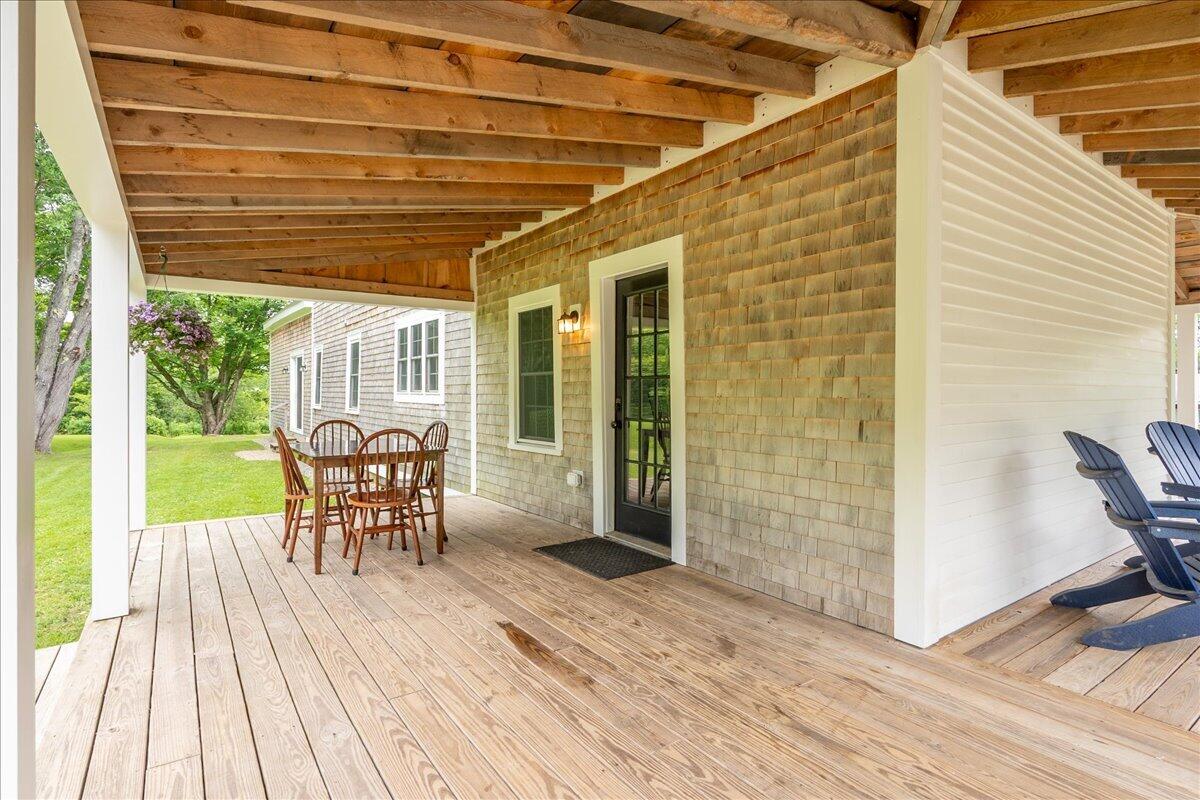 43 Old County Road Property Photo 6