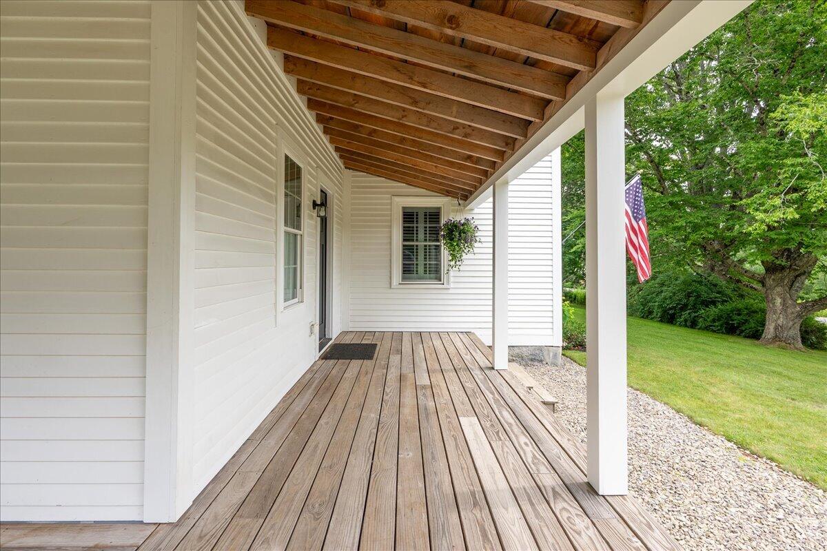 43 Old County Road Property Photo 7