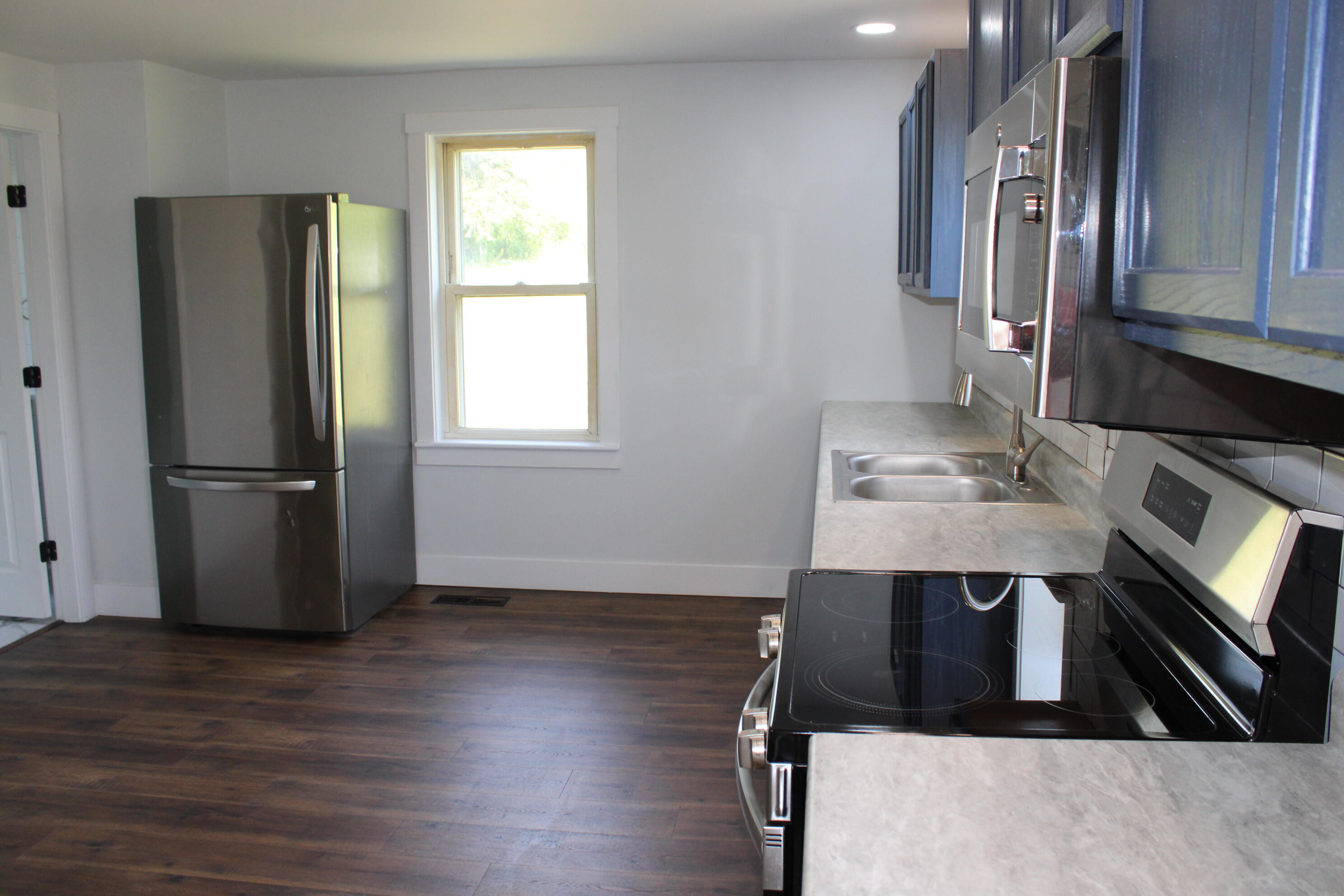 147 Washburn Street Property Photo 8