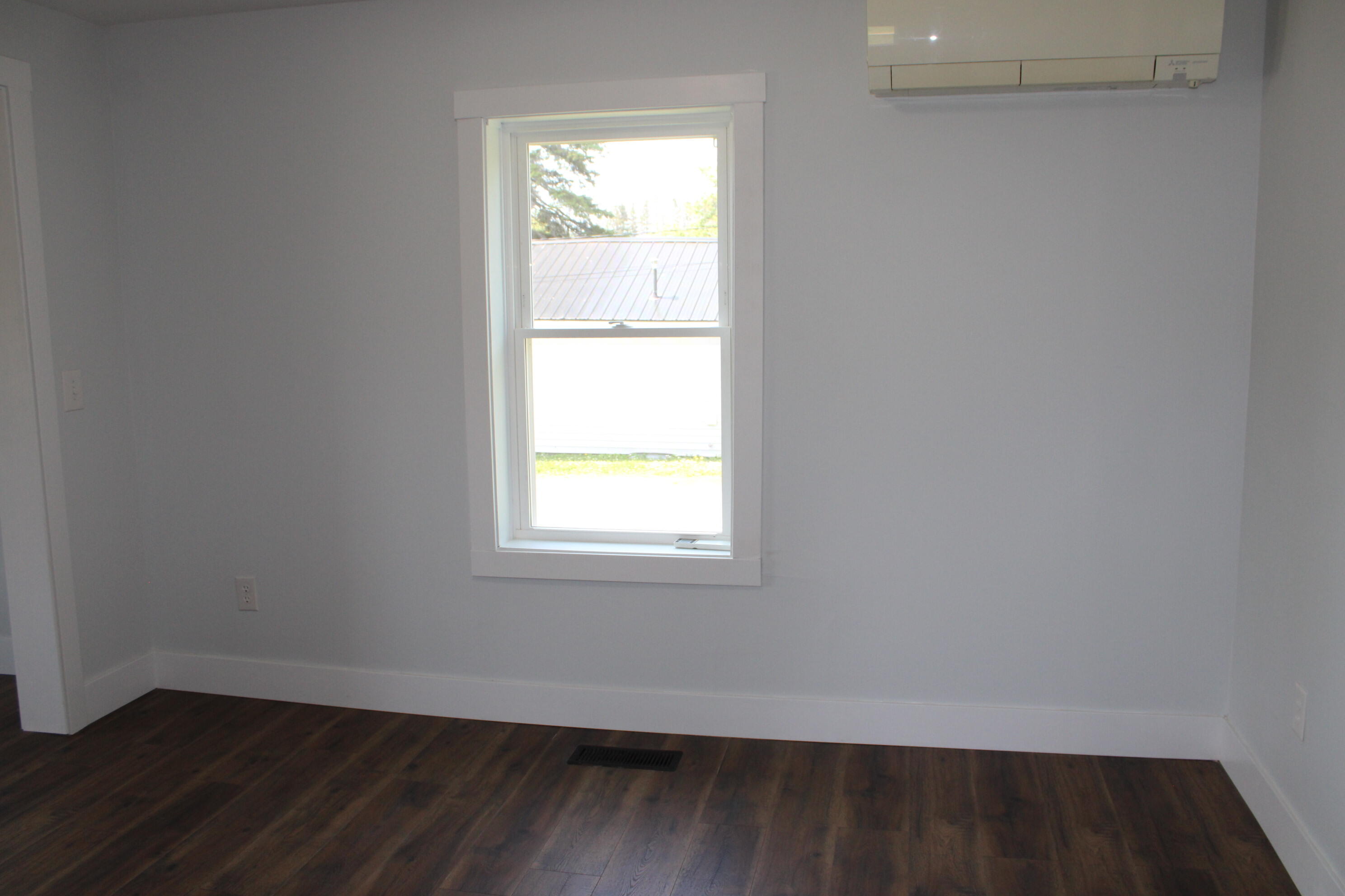 147 Washburn Street Property Photo 17