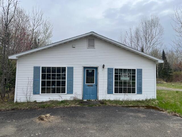 443 Caribou Road Property Photo 2