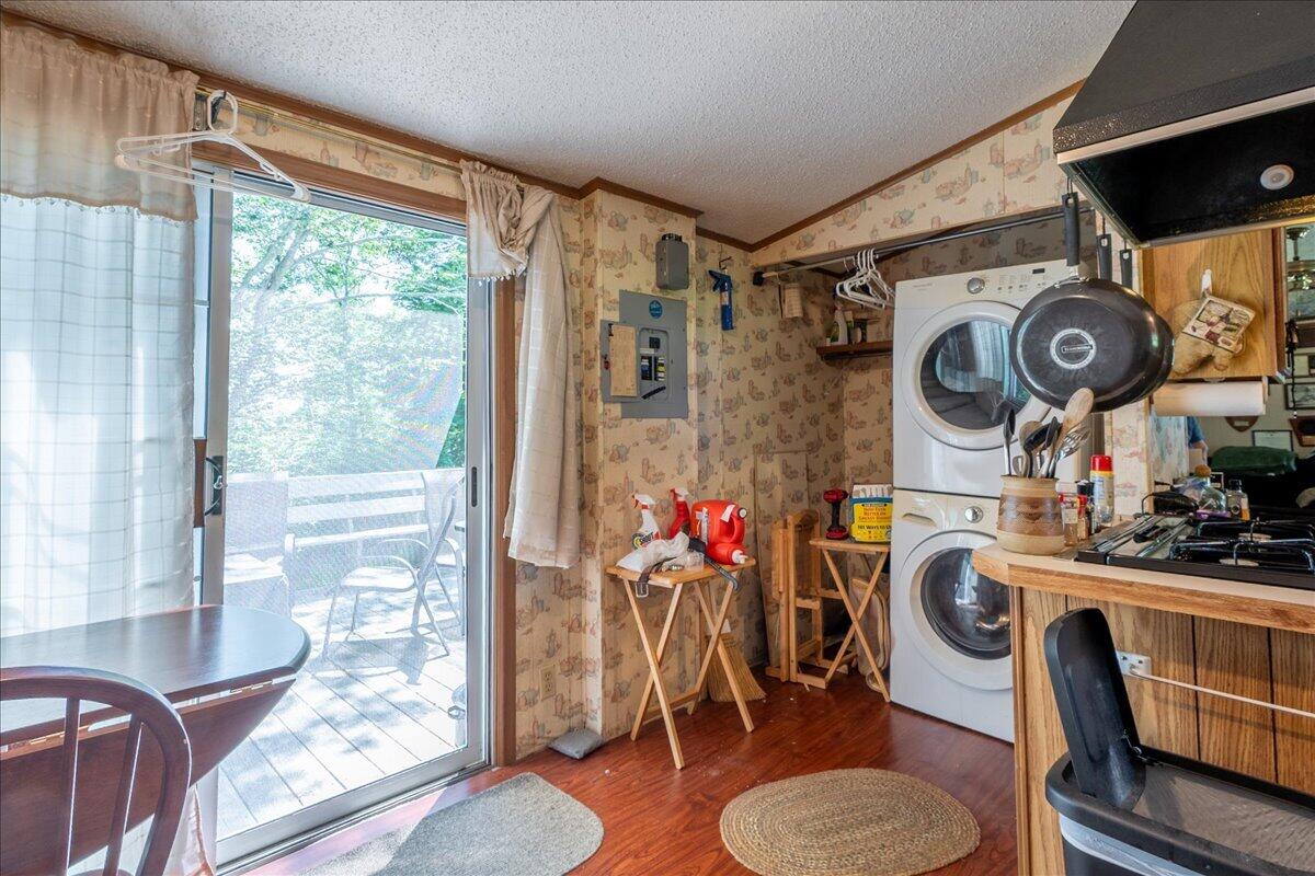8 Headacre Farm Road Property Photo 16