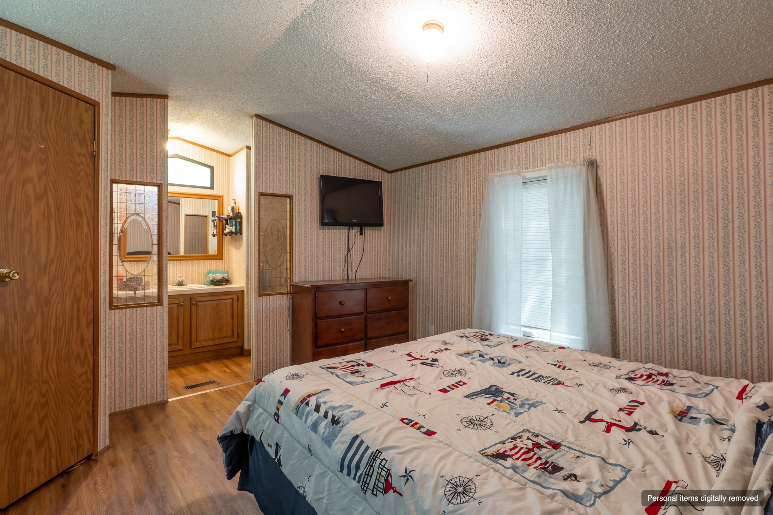 8 Headacre Farm Road Property Photo 16