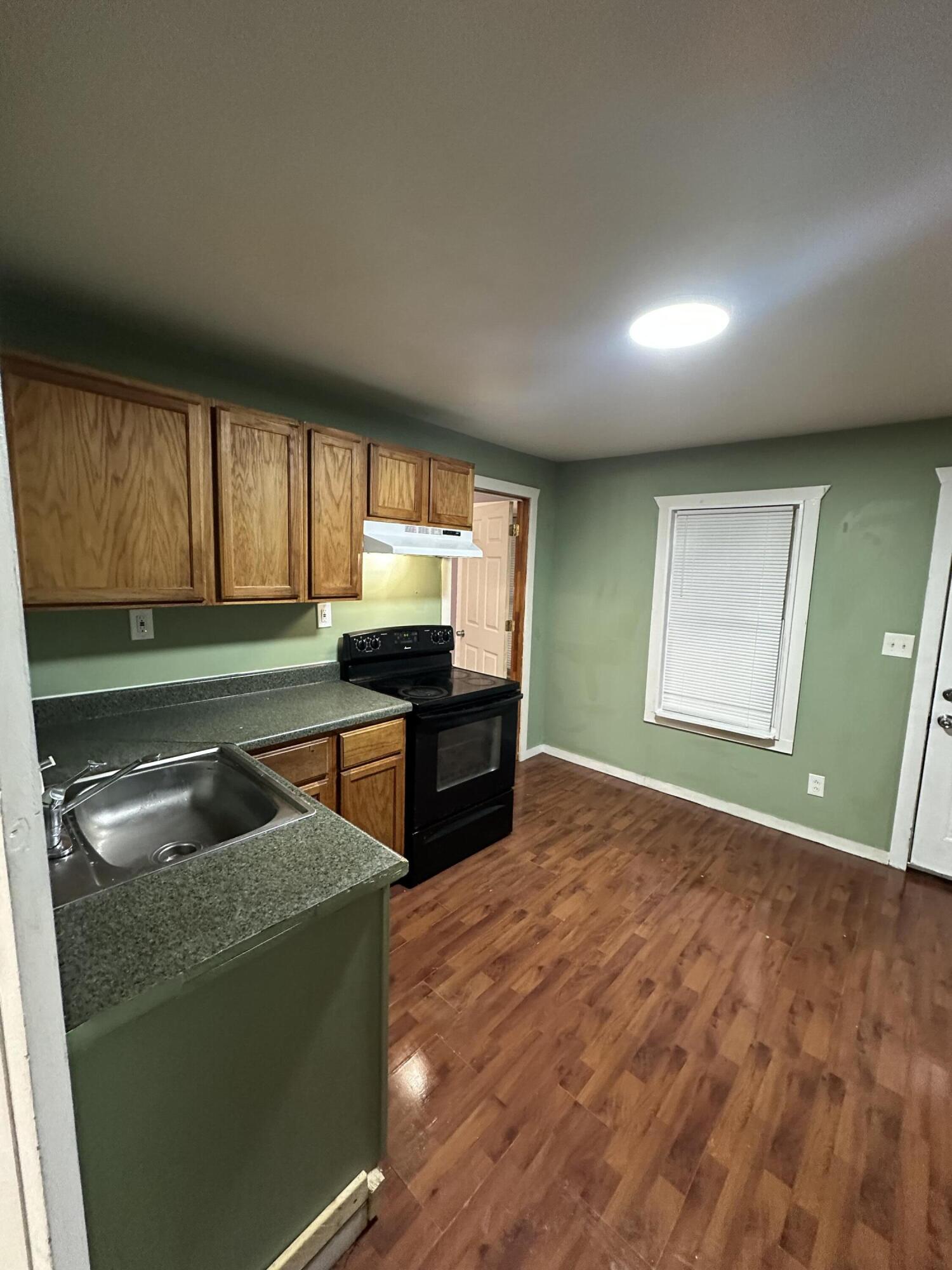 7 Jack Court Property Photo 8
