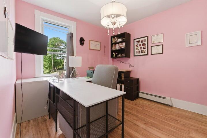 354 East Avenue Property Photo 9