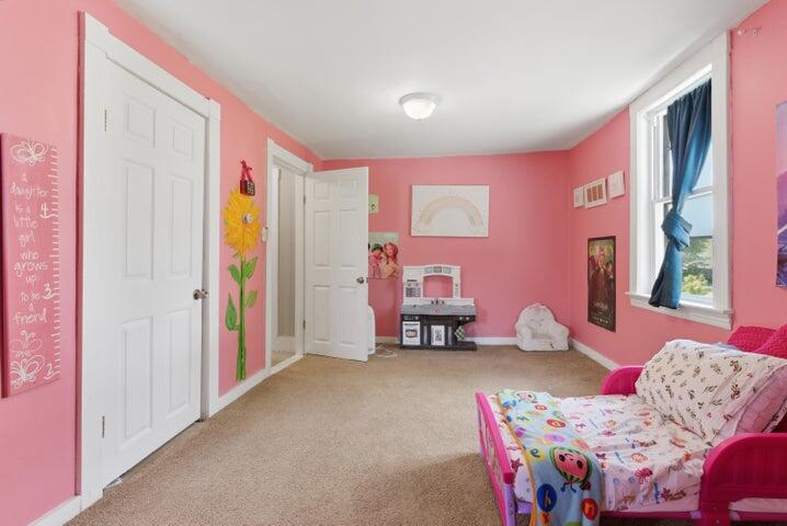 354 East Avenue Property Photo 15