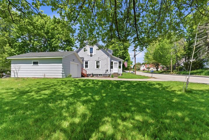 354 East Avenue Property Photo 20