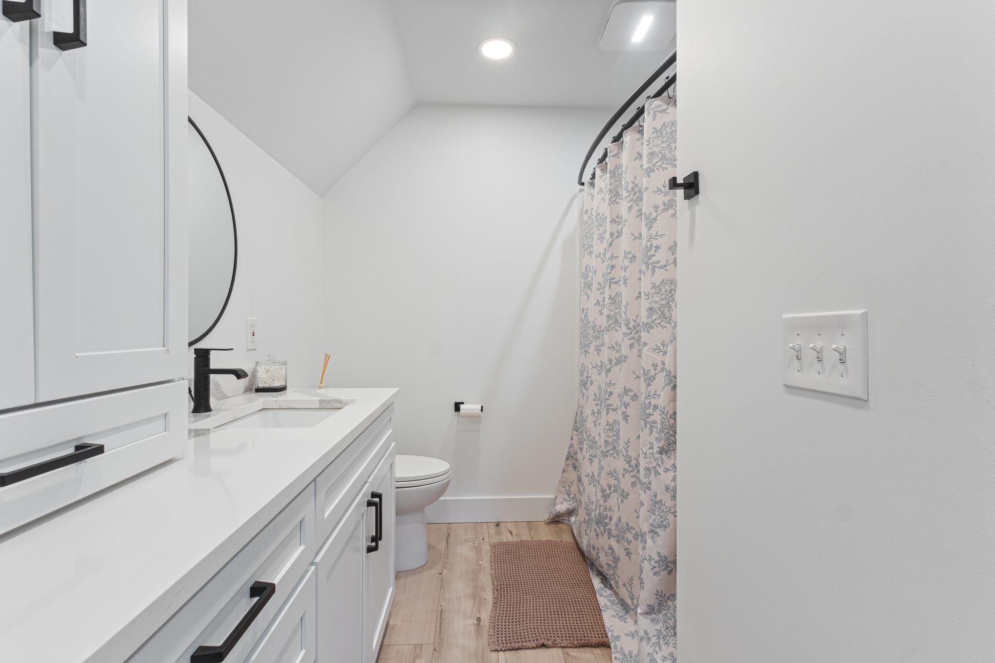 161 Two Rod Road Property Photo 25