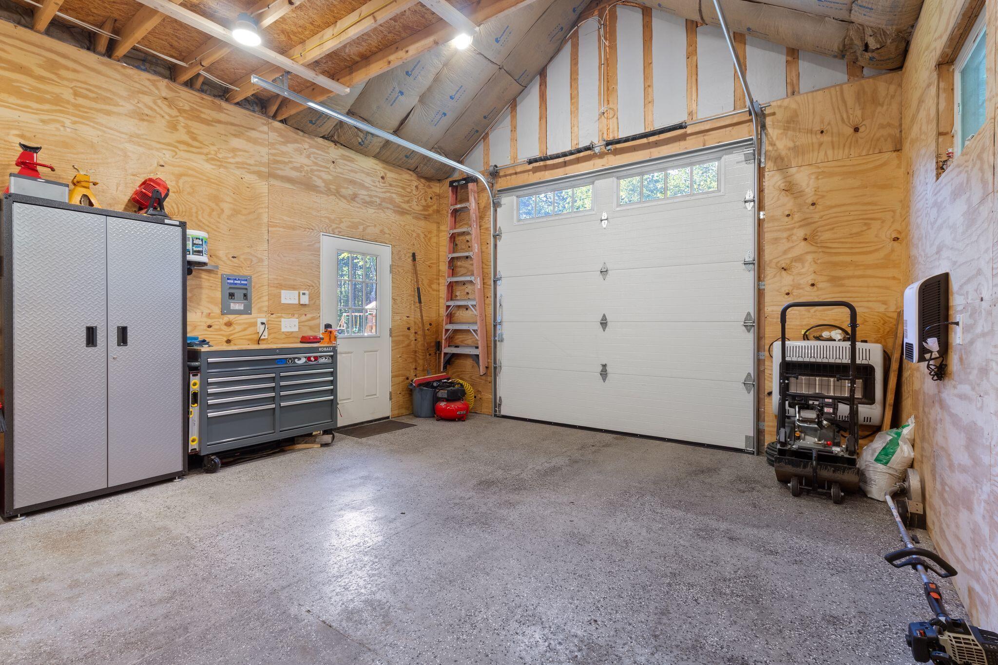 161 Two Rod Road Property Photo 32